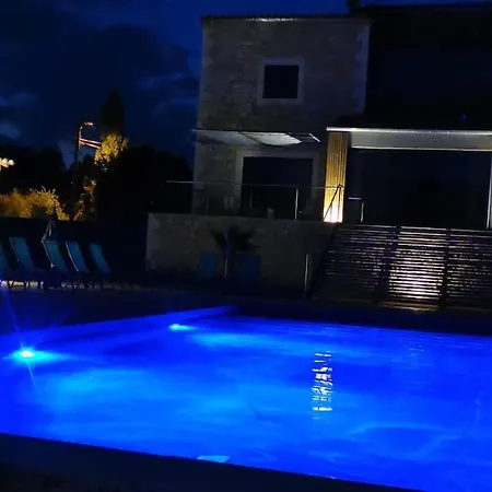 Mas Piralet Ardeche En Pierre Piscine 6*12 Pool House Equipe
